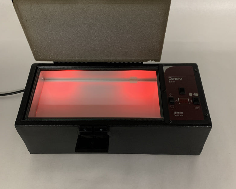 Dentsply 72-1212 RNN X-RAY Film Duplicator Powers On