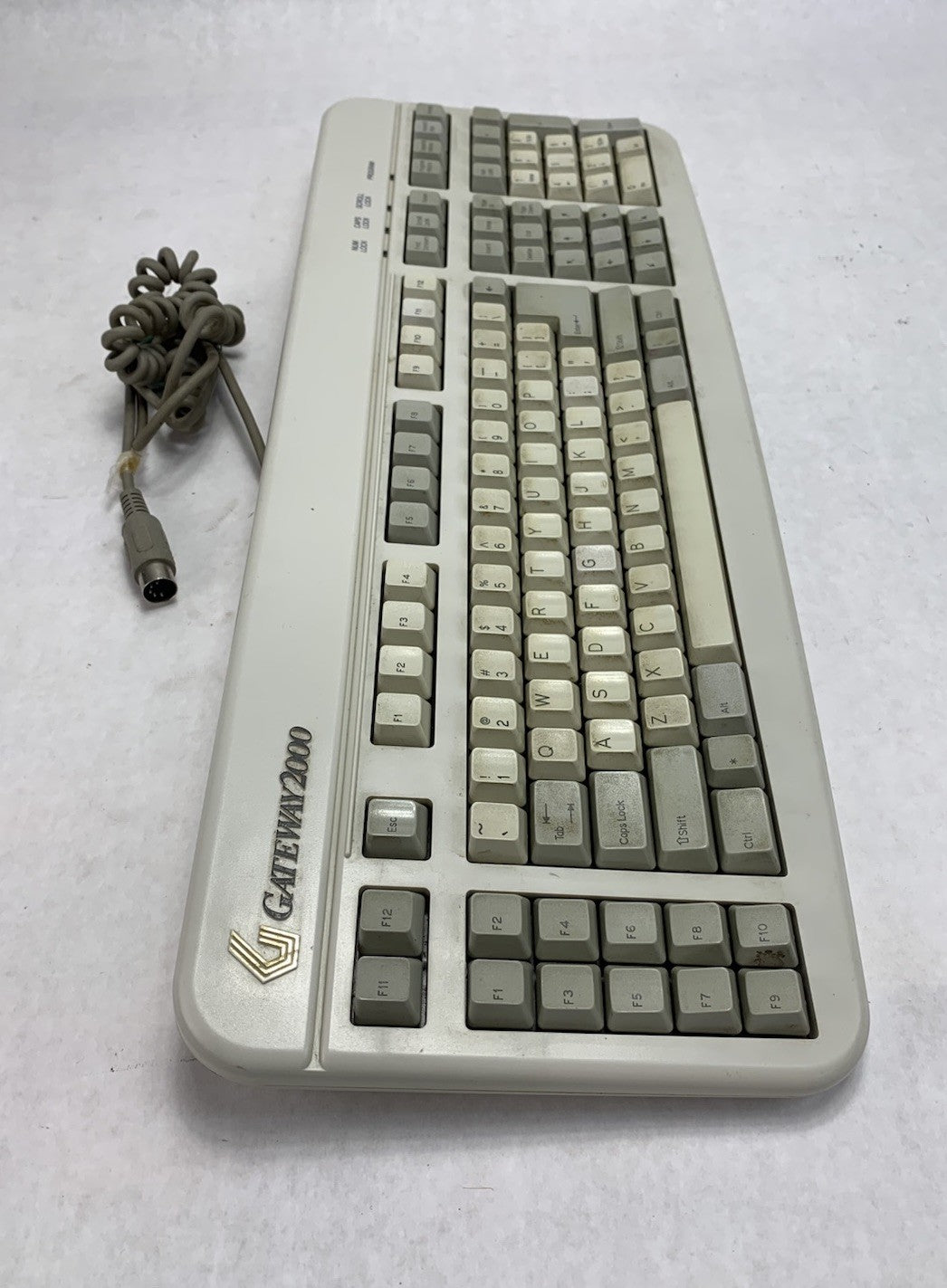 Gateway 2000 AnyKey 2189014-00-211 Vintage Mechanical Keyboard - Bad Spacebar4