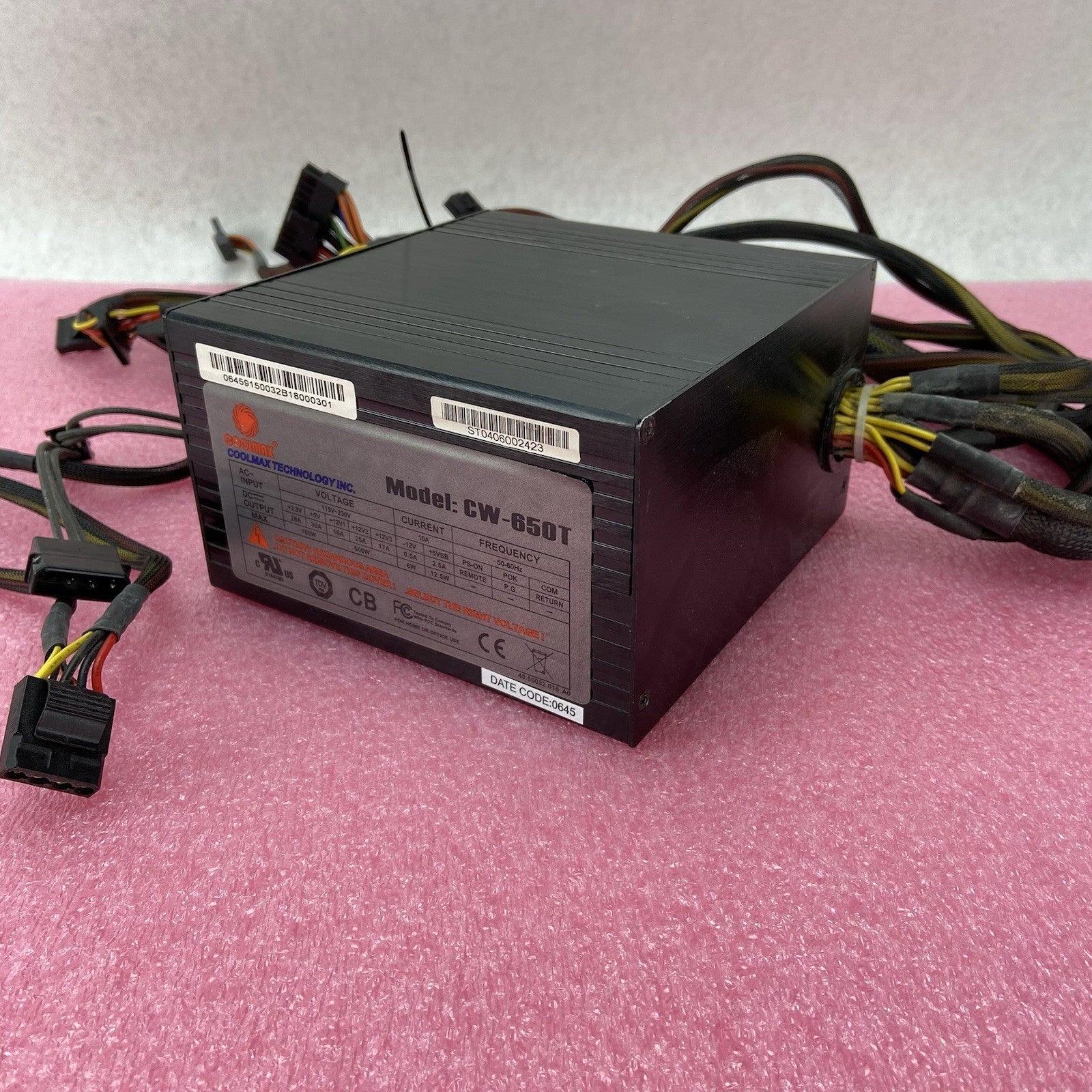 Coolmax CW-650T 600W ATX Power Supply0