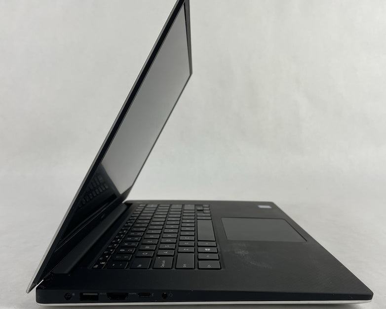 Dell XPS 15 9570 15.6" i5-8300H 2.30 GHz 8 GB RAM No SSD/OS/AC - Bent Bottom