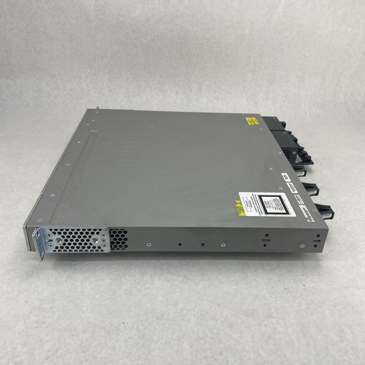 Cisco WS-C3850-48P-S 48-Port V06 PoE+ 2x PSU NM-4-10g Gigabit Switch - Tested8