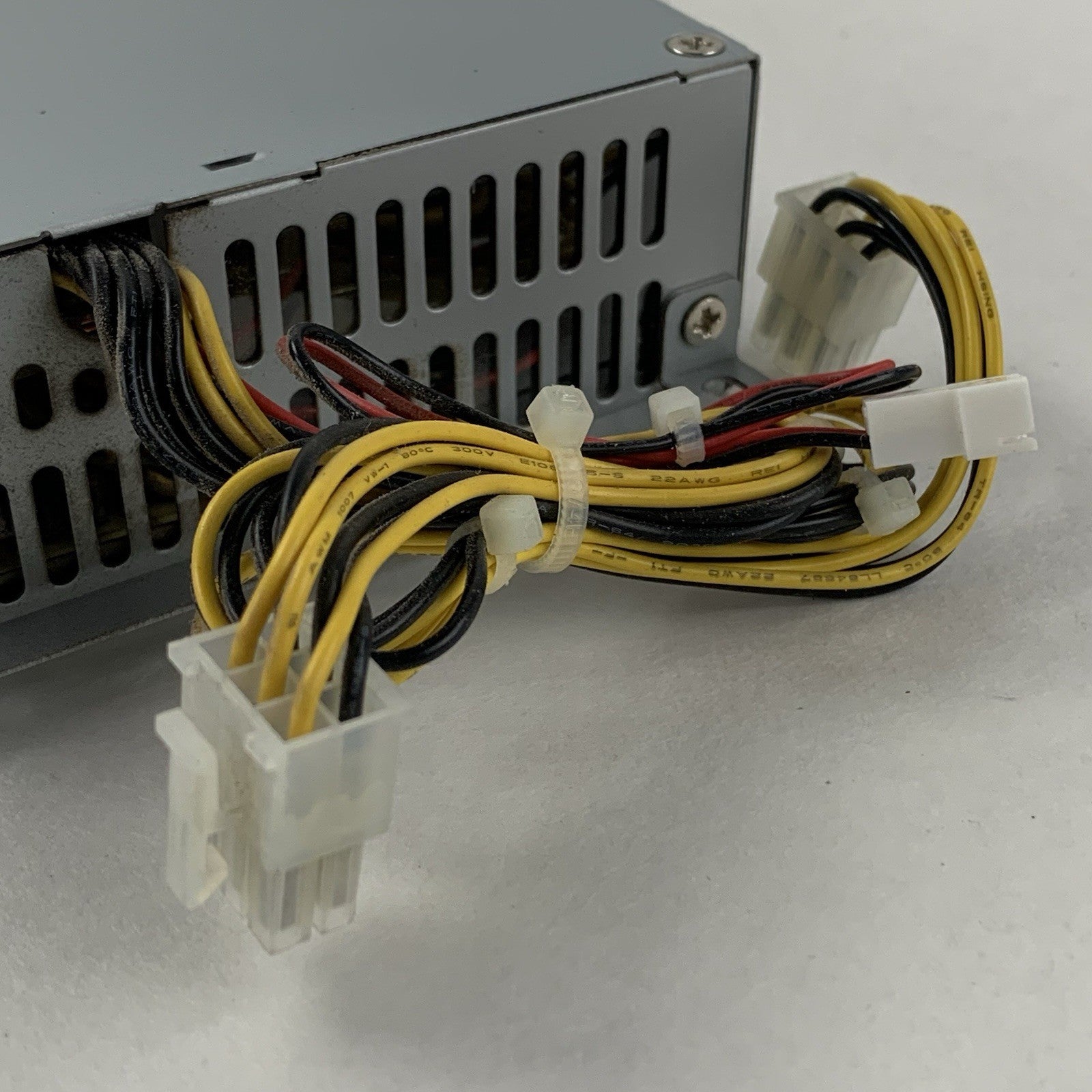Unicom 3020300001 99PS-047 100-240 VAC 60 Hz 48V 200W Power Supply4