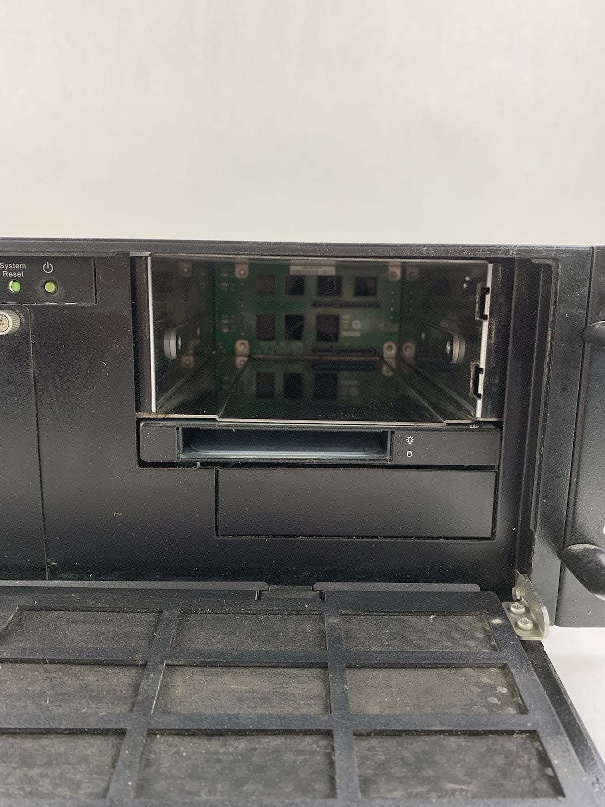 Advantech HPC-7320 Compact 3U Rackmount Server Chassis