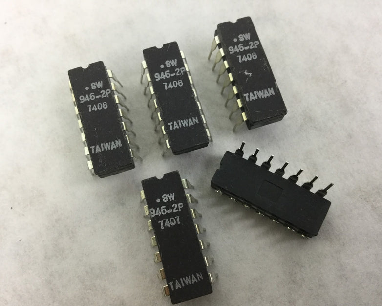 NEW SW 946-2P STEWART WARNER, Lot of 5, NEW 14-PIN