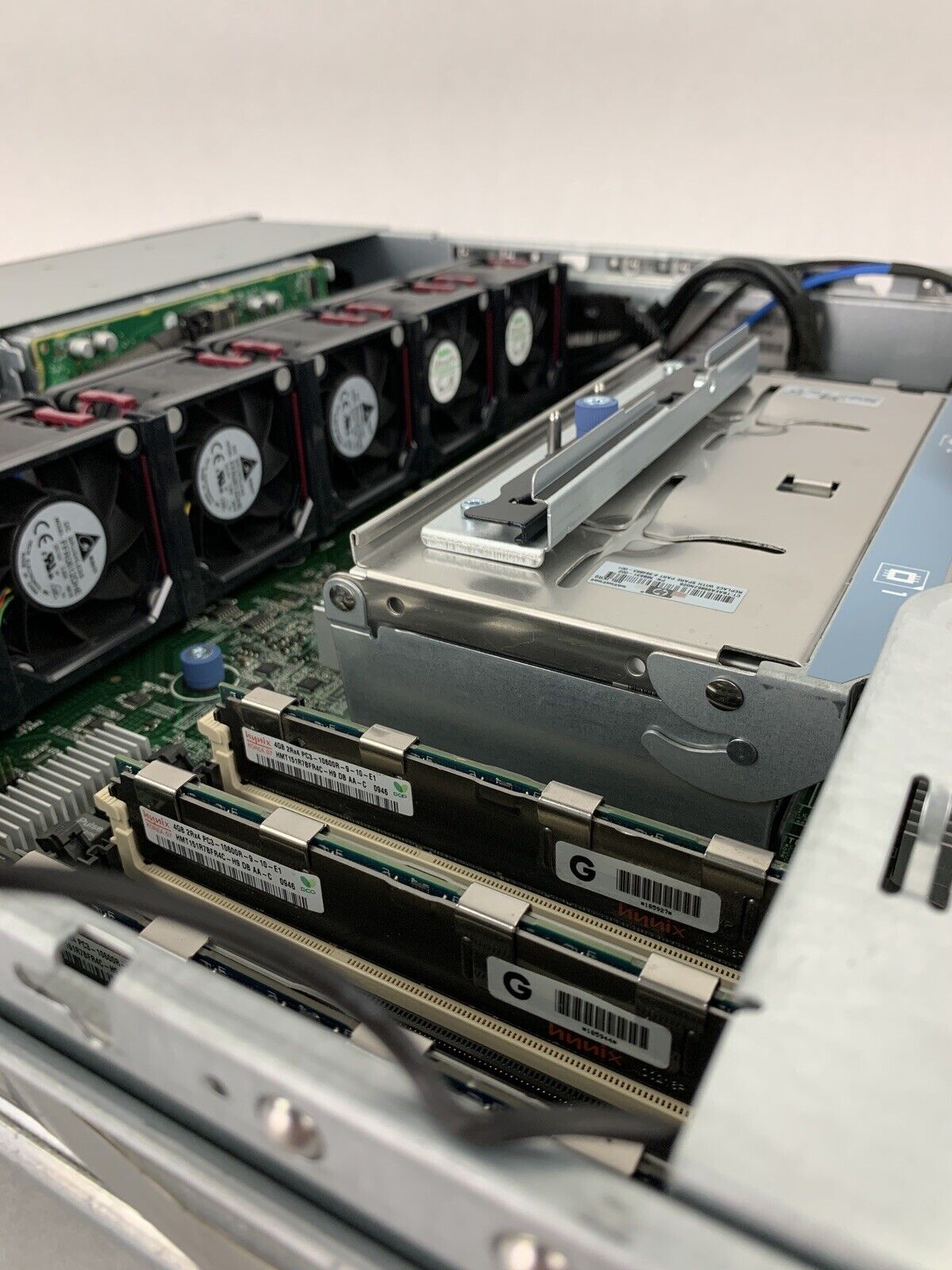 HP Proliant DL380 G7 Server 2x Intel Xeon E5660 2.8 GHz 24 GB RAM No OS No HDD