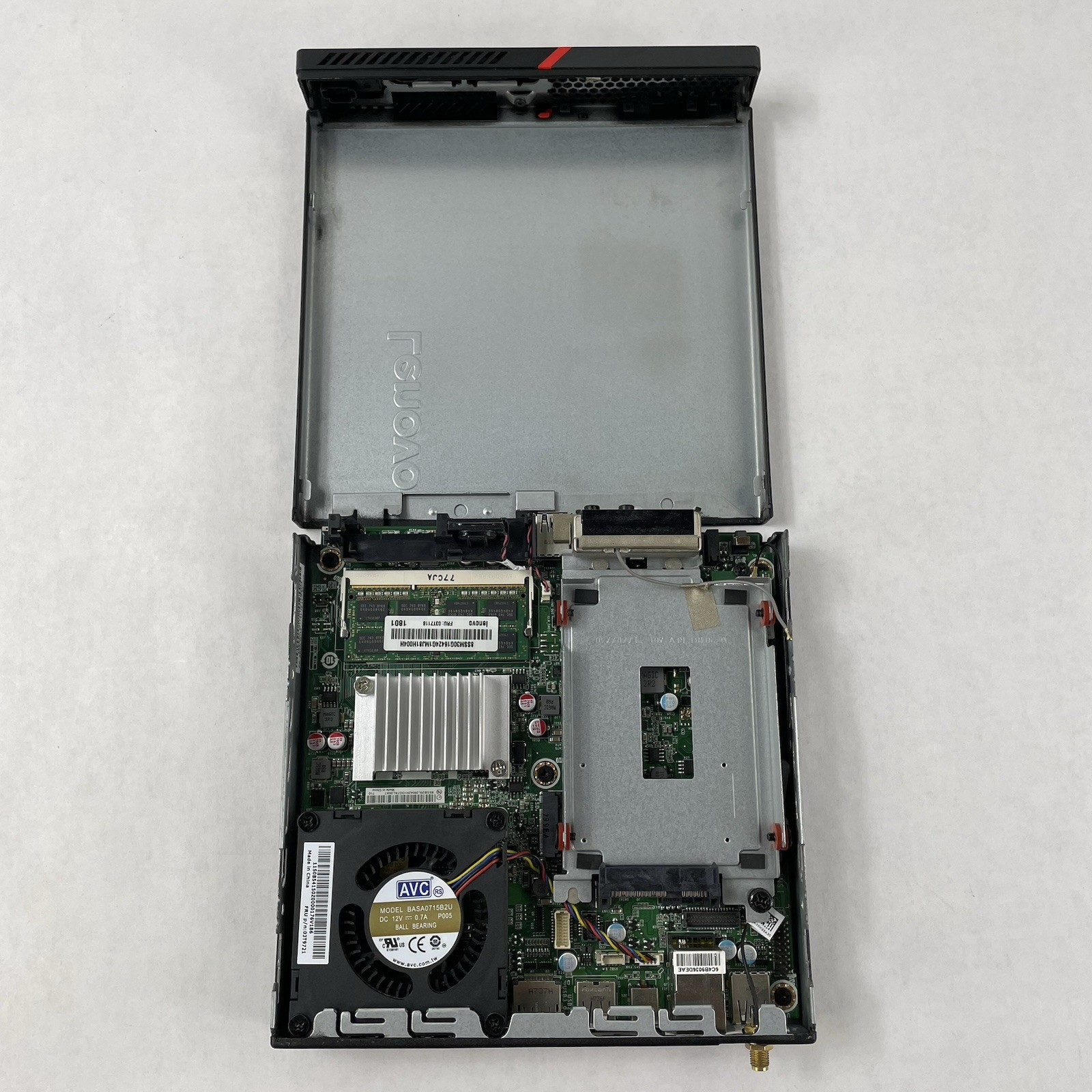 Lenovo ThinkCentre M600 Micro Pentium J3710 1.60 GHz 8 GB RAM No SSD/OS/AC11