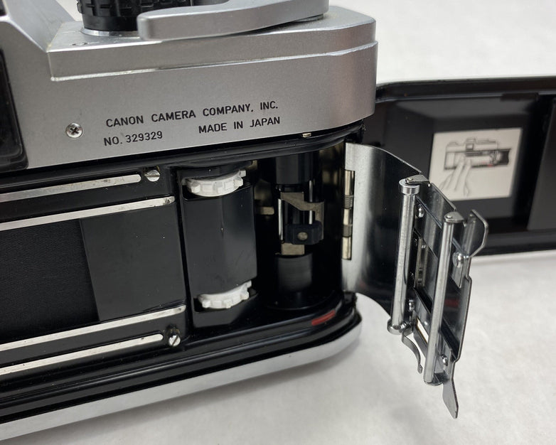 Canon FT QL 35mm Film Camera With FL 50mm 1:1.8 Lens - For Parts or Repair
