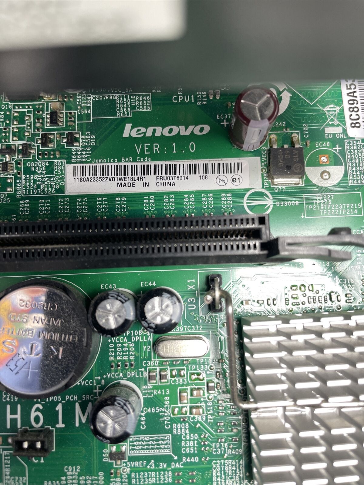 Lenovo ThinkCentre M71 DT Intel Core i3-2120 3.3GHz 4GB RAM No HDD No OS