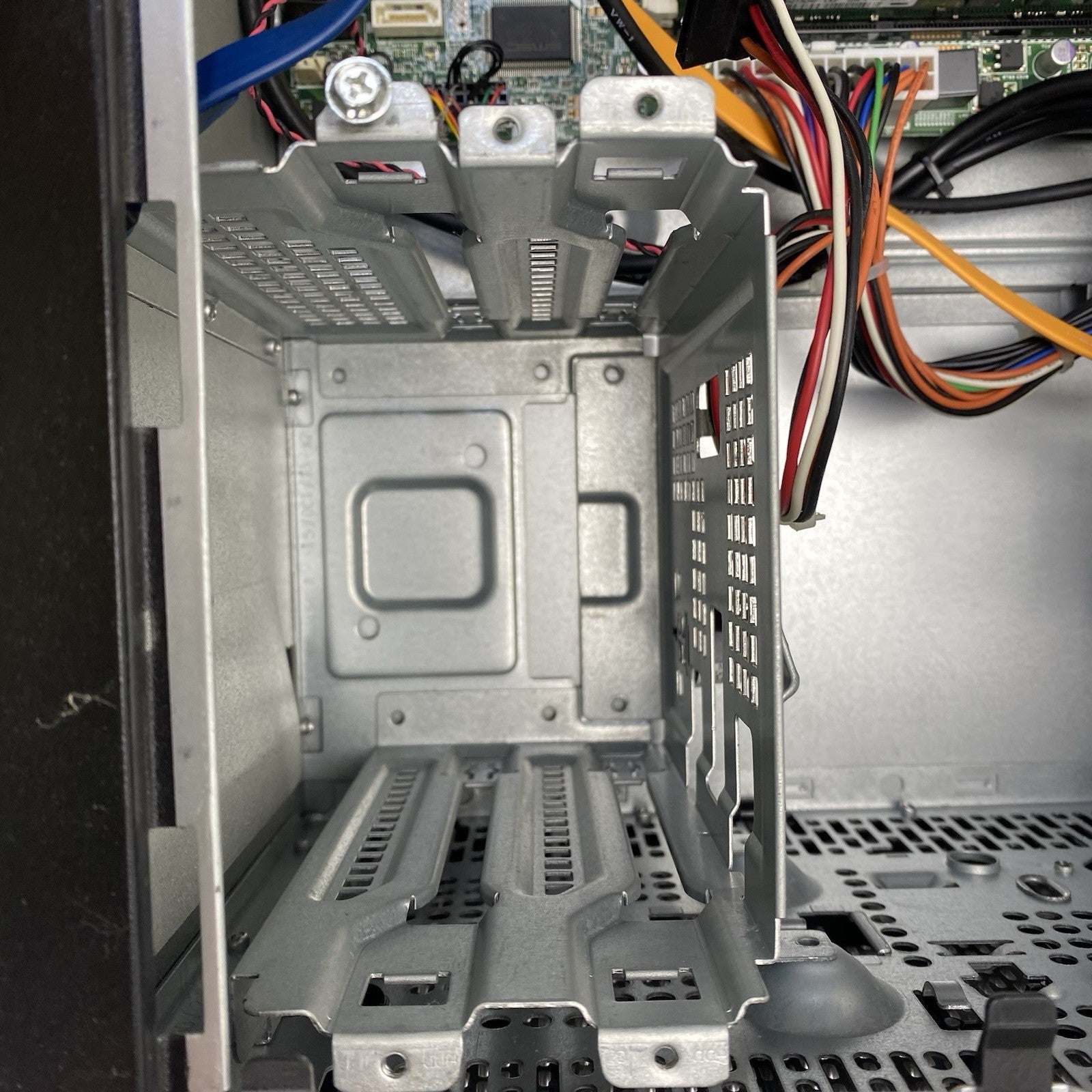 Dell OptiPlex 3010 MT Intel Core i5-3470 3.20GHz 8GB RAM No HDD No OS