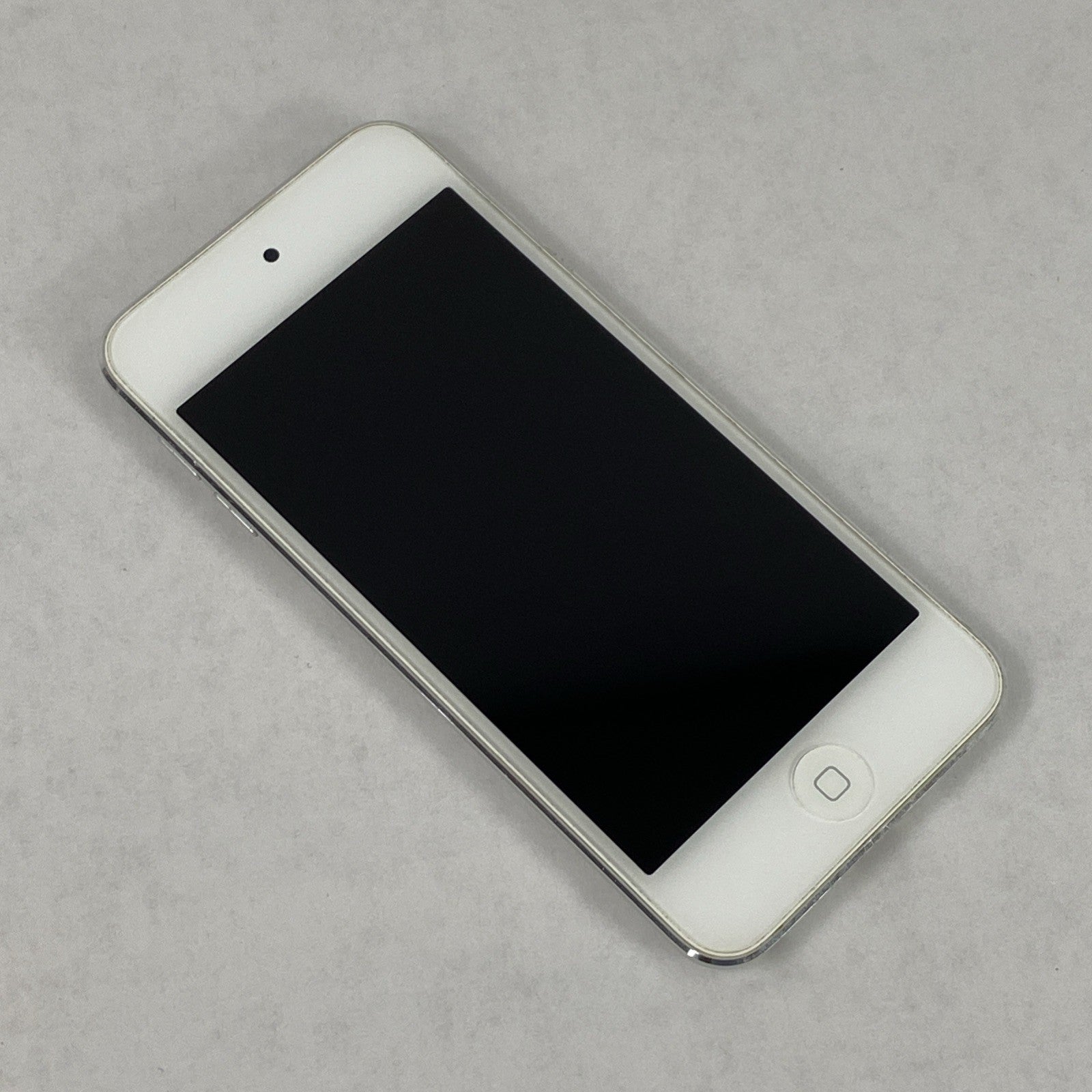 Apple iPod Touch 6th Gen A1574 16GB 4" Silver IOS 12.5.72