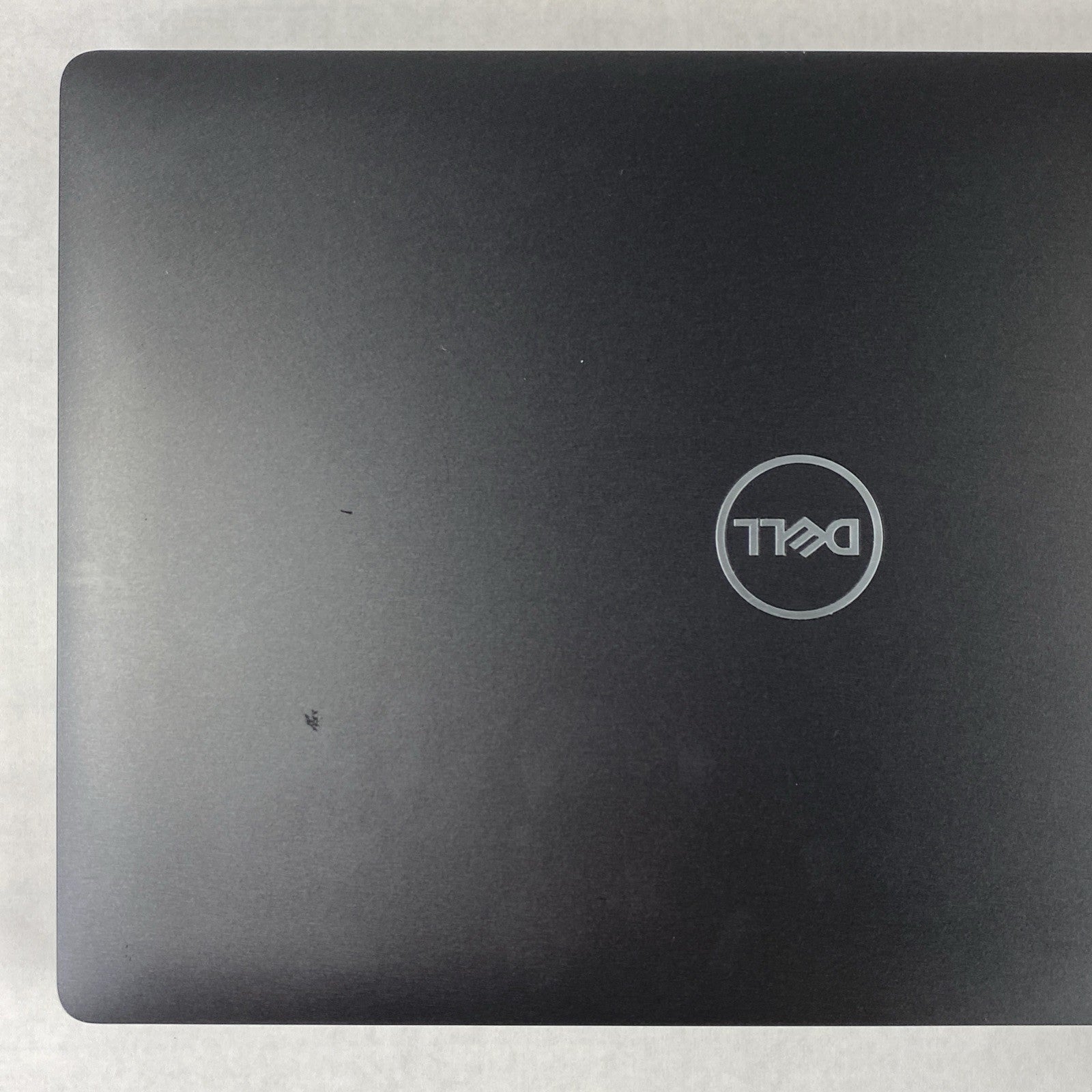 Dell Latitude 5500 Core i5-8365U 1.6GHz 16GB RAM 15.6" No Battery No HDD No OS