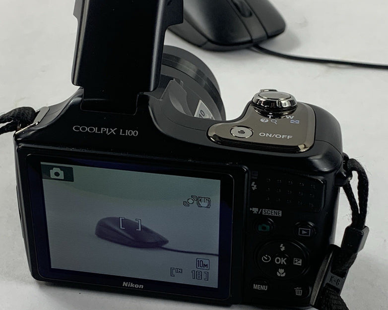 Nikon Coolpix L100 10.0MP Digital Camera - Tested