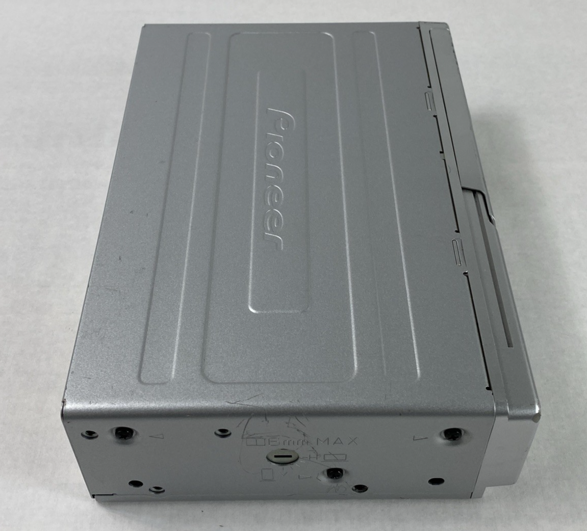 Pioneer Premier CDX-P686 6-Disc CD Changer Untested