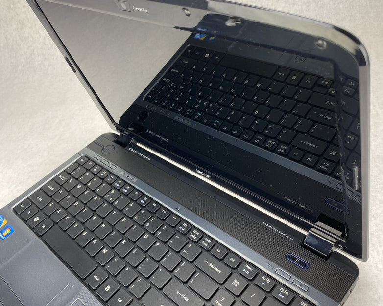 Acer Aspire 5740 15.6" Intel Core i3-M330 2.13GHz 4GB RAM No AC HDD OS