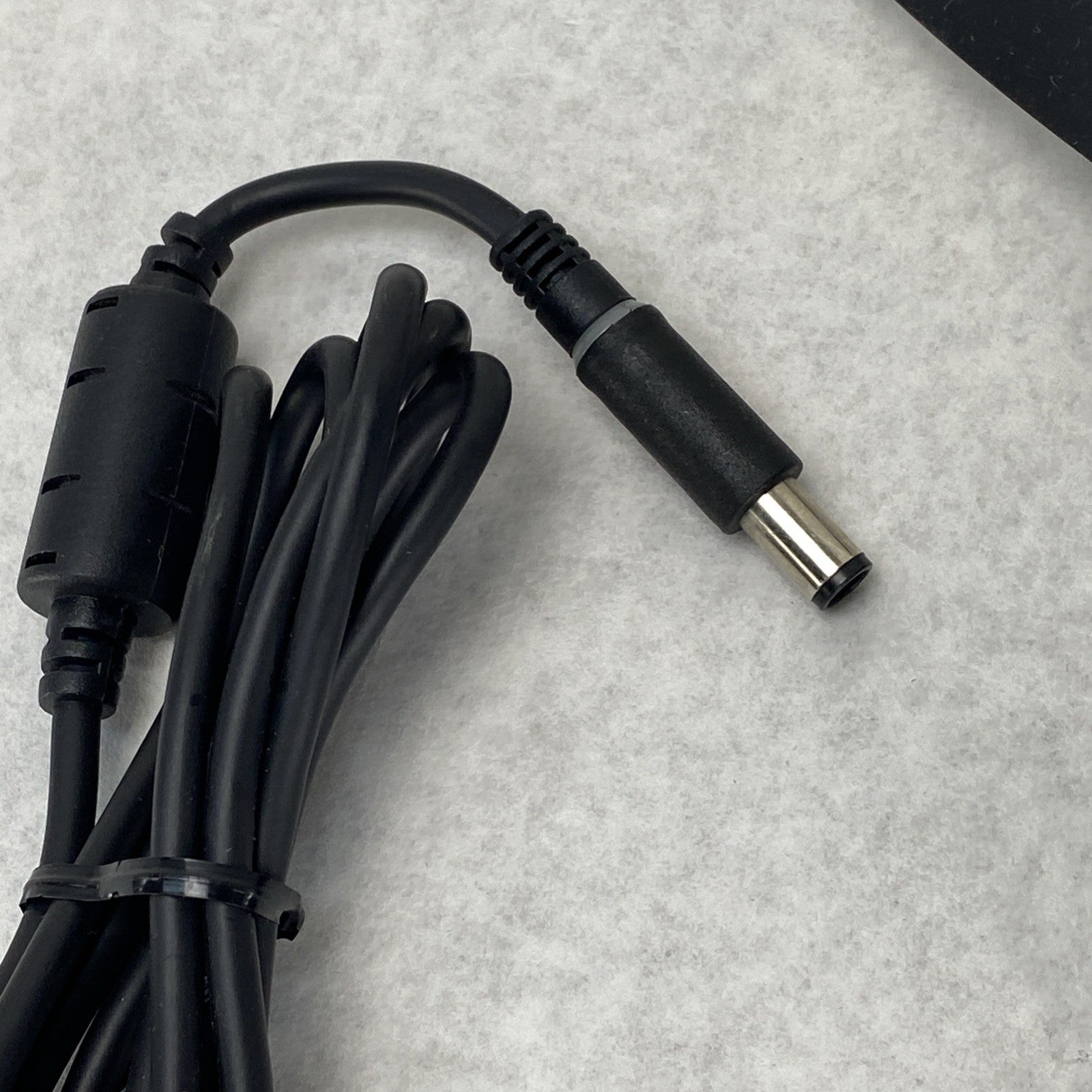 Dell HA130PM160 7.4mm 19.5V 6.7A 130W AC Power Adapter P7KJ5 (Lot of 6)