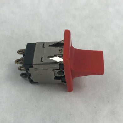 Lot of 10 Cutler Hammer DPDT Switch 6A/125VAC NKK