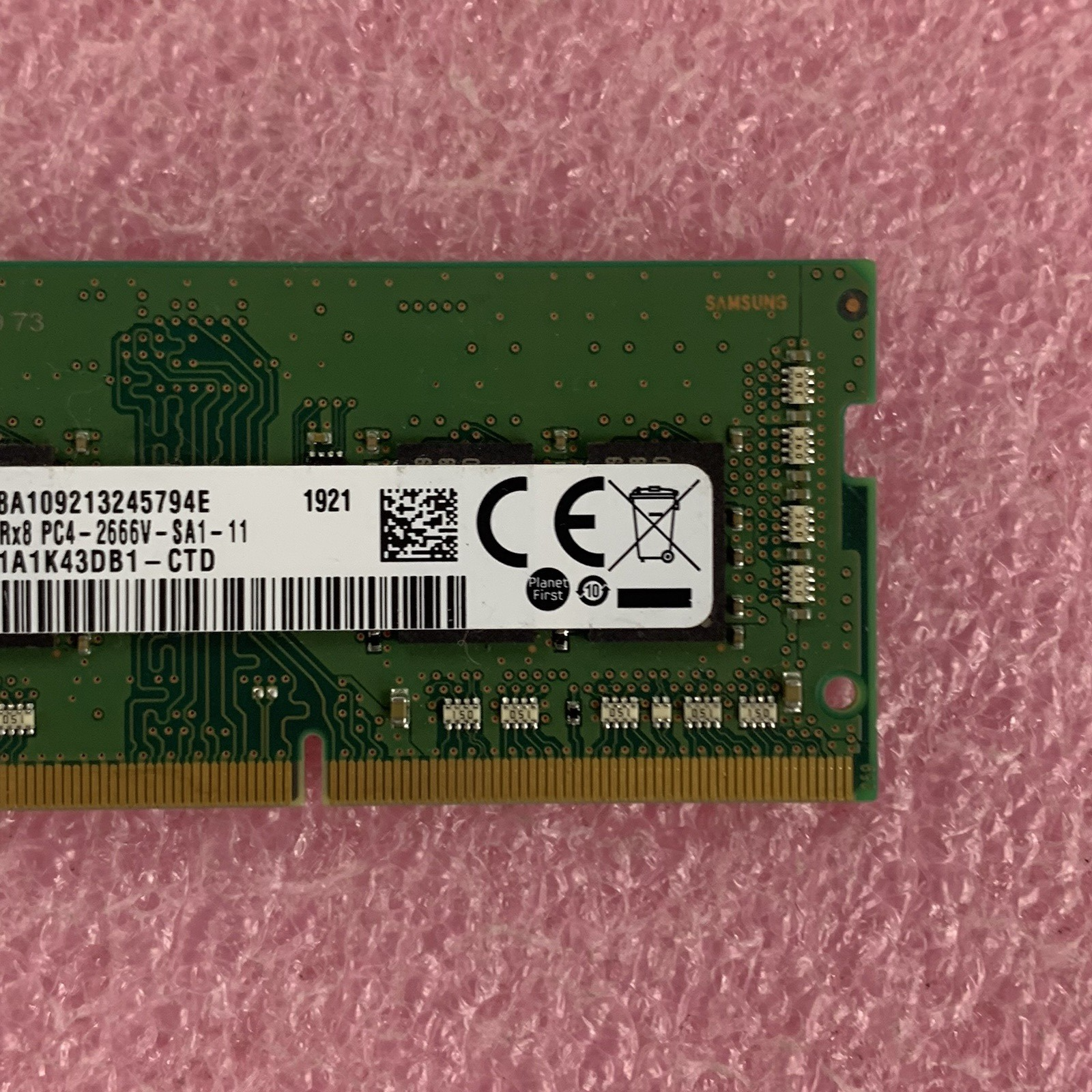Samsung M471A1K43DB1-CTD  8 GB PC4-21300 DDR4-2666 Laptop Memory Ram3