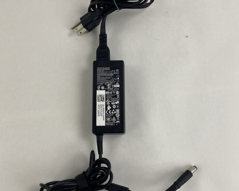 Dell LA65NS2-01 65W AC Adapter Mix Lot of 5 w/ HA65NS5-00