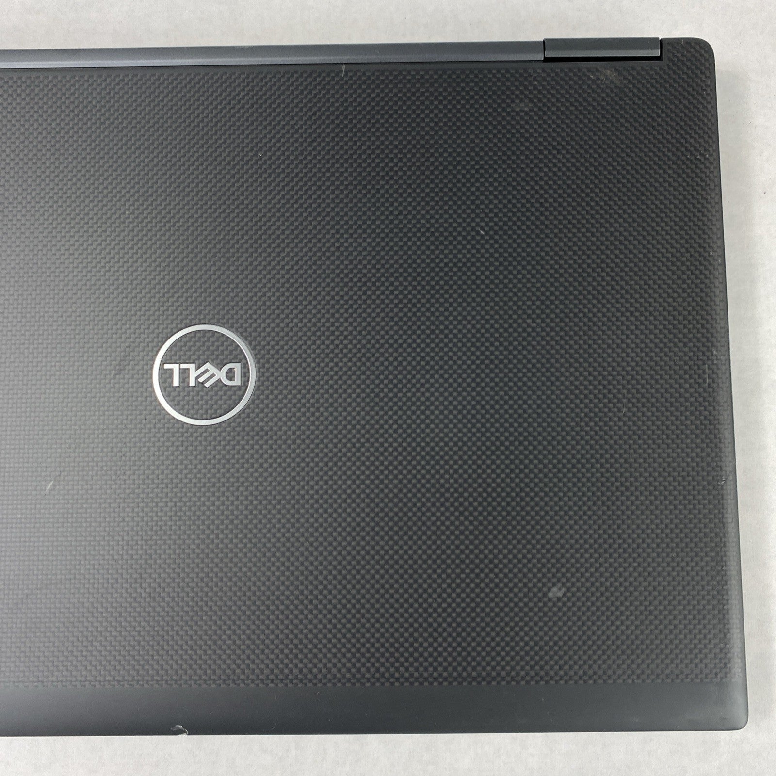 Dell Precision 7740 Intel Core i7-9850H 2.60 GHz 32 GB RAM 17.3" No HDD No OS