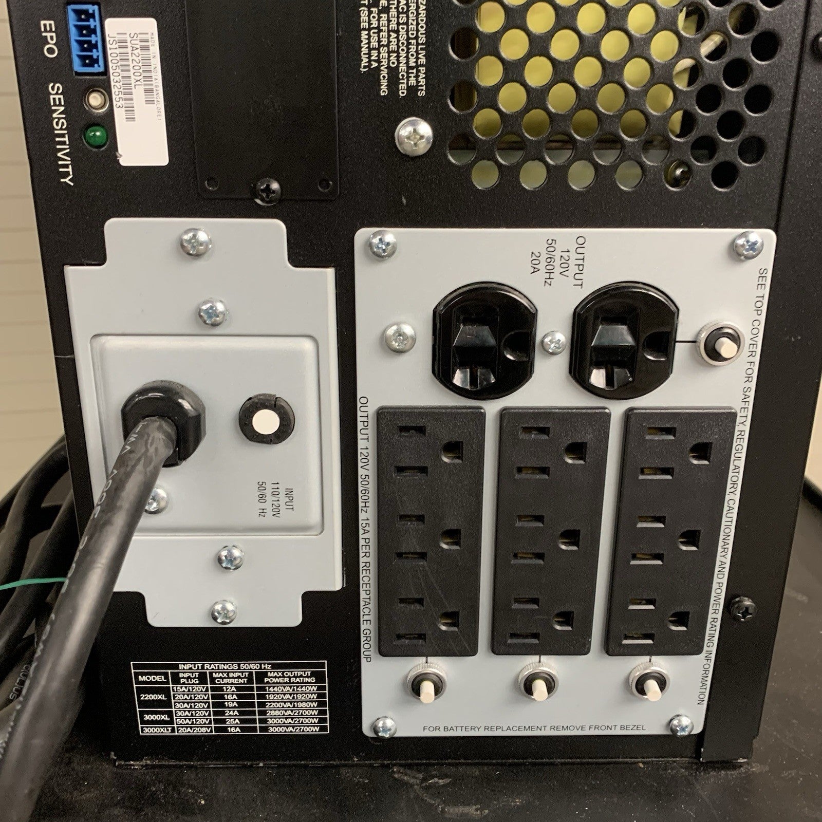 APC Smart-UPS SUA2200XL 2200VA UPS 120V 5U Tower Rack Tested No Batteries8