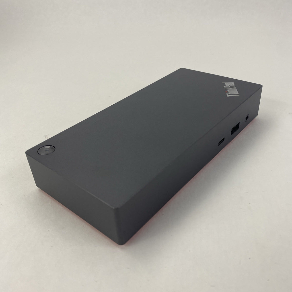 Lenovo LDA-VK4 ThinkPad  USB-C Dock v2 - No Cords1