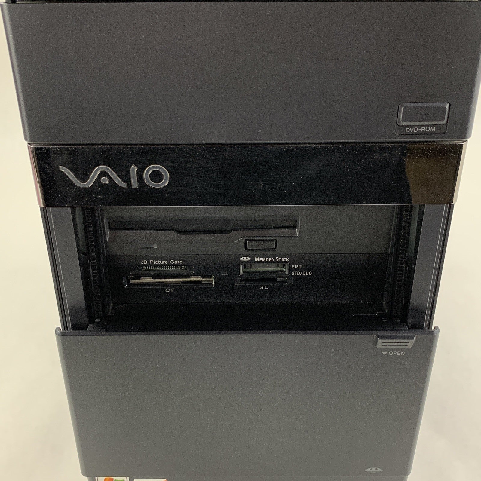 Sony Vaio VGC-RA826G Retro Desktop Pentium 4 3.4 GHz 1 GB Ram No OS No HDD