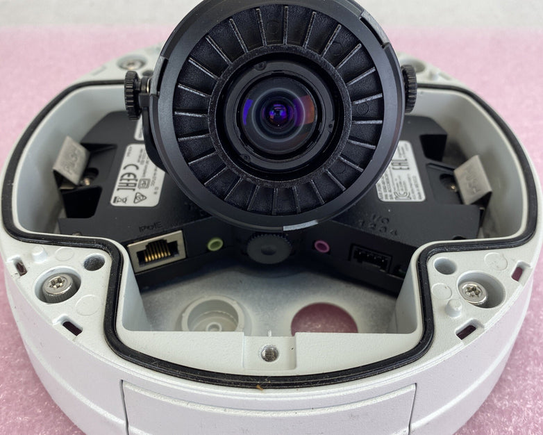 AXIS 0382-001-03 Vandal resistant P3343-VE 6MM POE network security camera