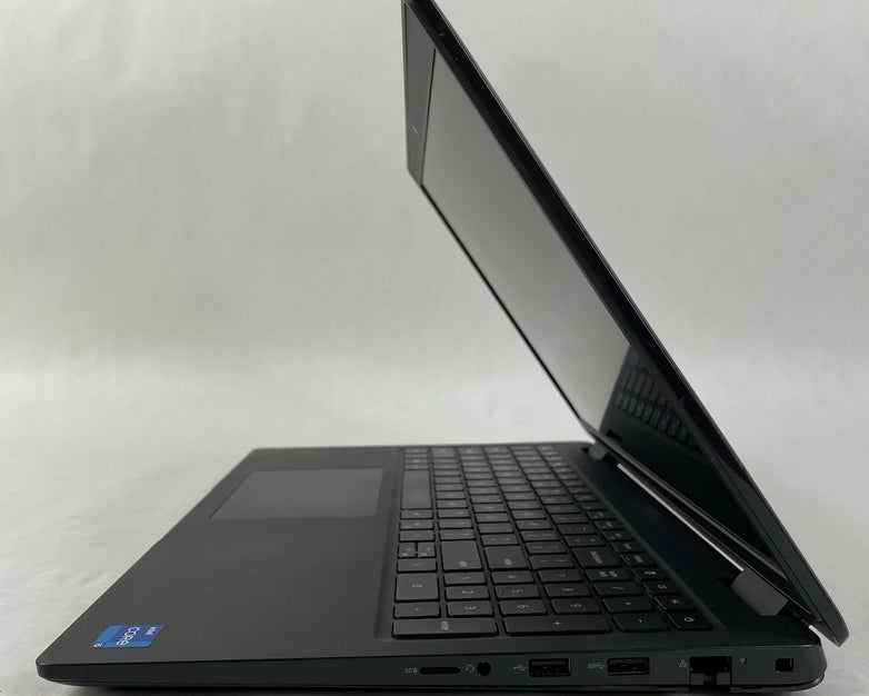 Dell Latitude 3520 15.6" i5-1135G7 2.40 GHz 8 GB RAM No SSD/OS/AC