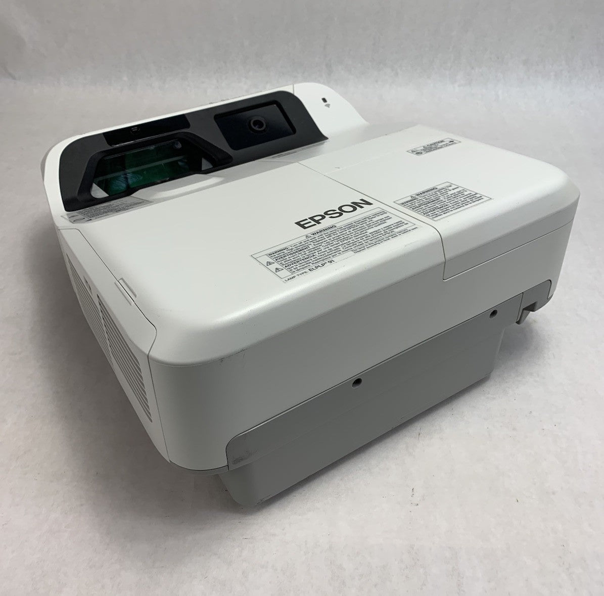 Epson PowerLite 695Wi H740A LCD Lamp Projector 828 Lamp Hours - No Remote0