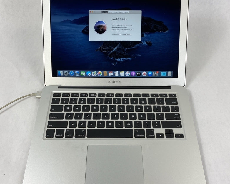 Apple MacBook Air A1466 2012 13" 1.8GHz i5 8GB RAM 120GB SSD os10.15.7 554Cycles