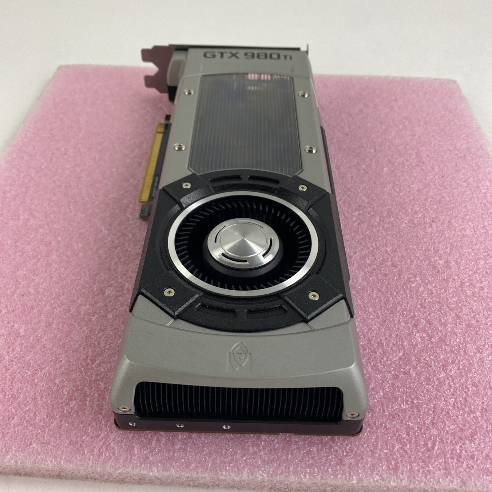 EVGA GeForce GTX 980 Ti 6GB Graphics Card Tested1