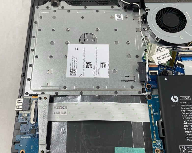 HP 255 G7 15.6" Ryzen 3 2200U 2.50 GHz 8 GB RAM No SSD/AC/OS