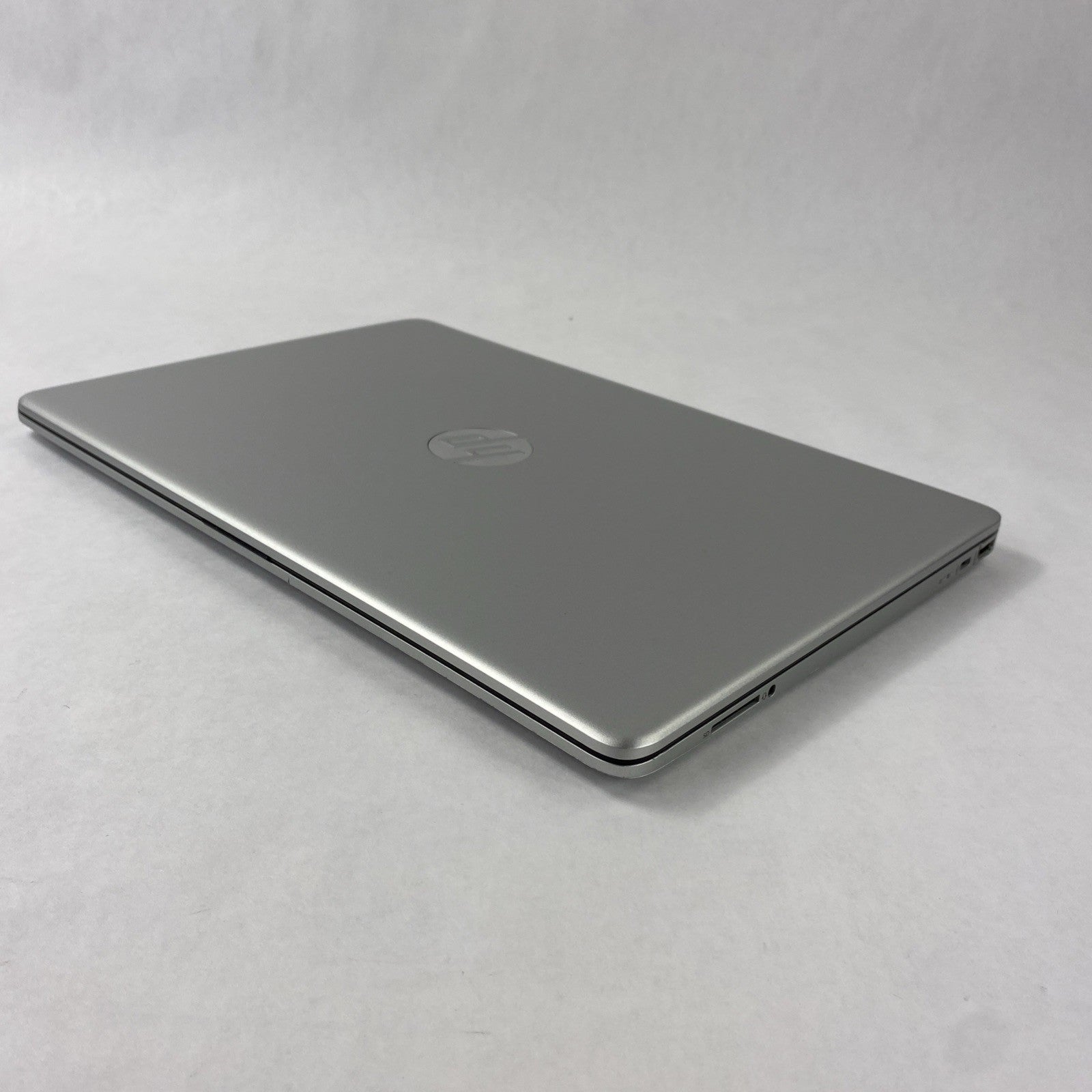 HP Laptop 15-dy4013dx Core i5-1155G7 2.50 GHz __ GB 15.6" RAM No HDD No OS