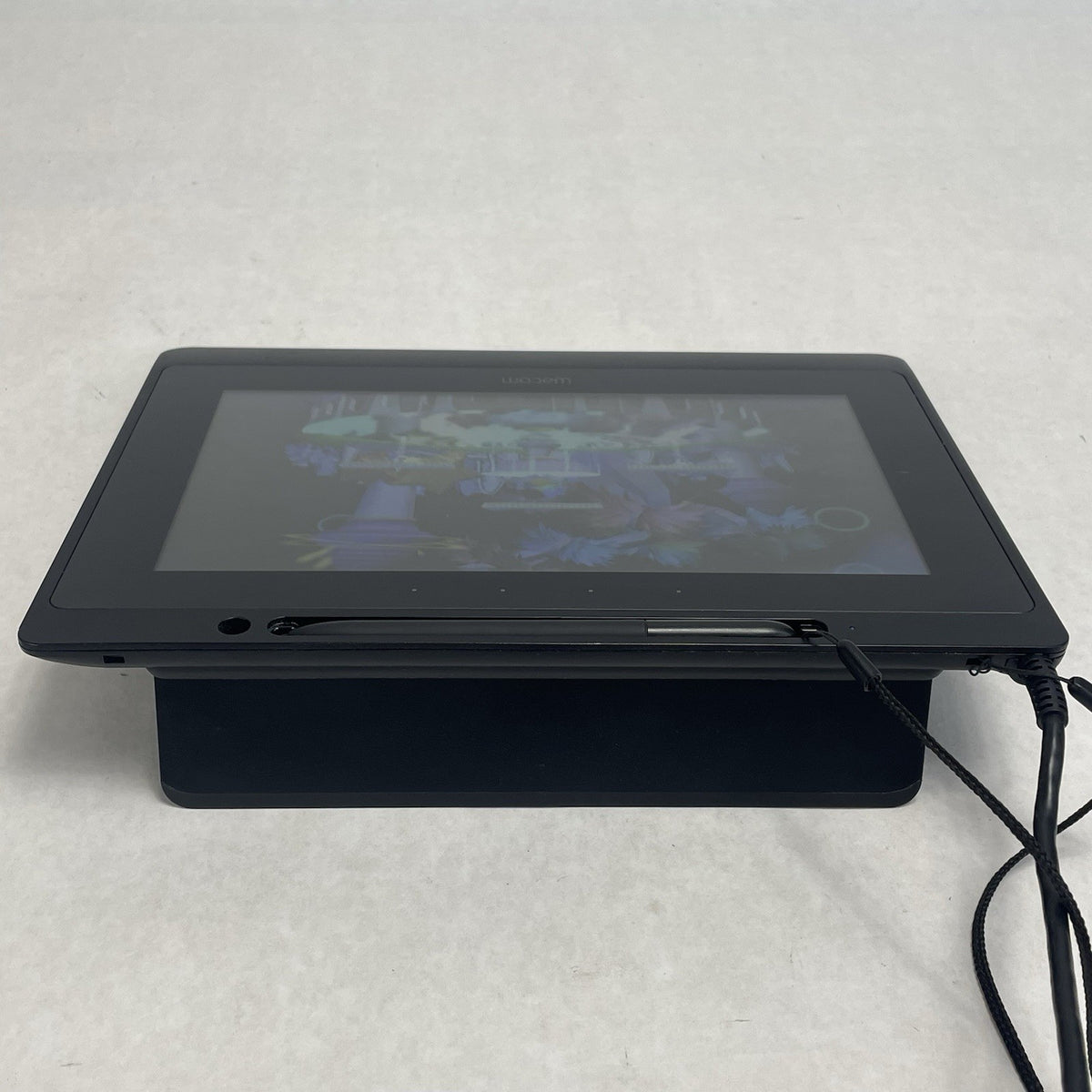 Wacom DTU-1141B 10.1" Full HD Digitizer Interactive Pen Display Tested6