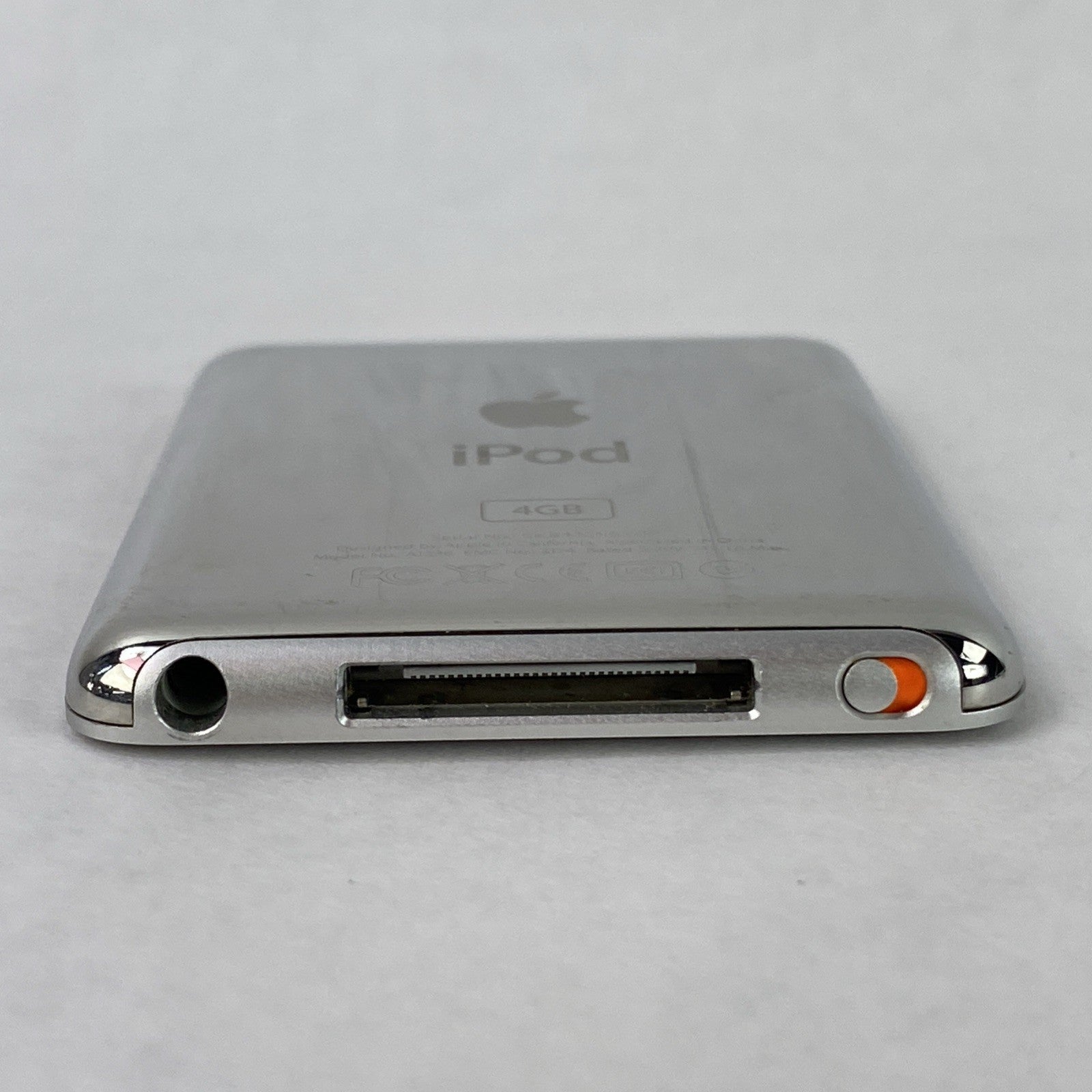 Apple iPod Nano 3rd Gen A1236 4GB Silver v1.1.310
