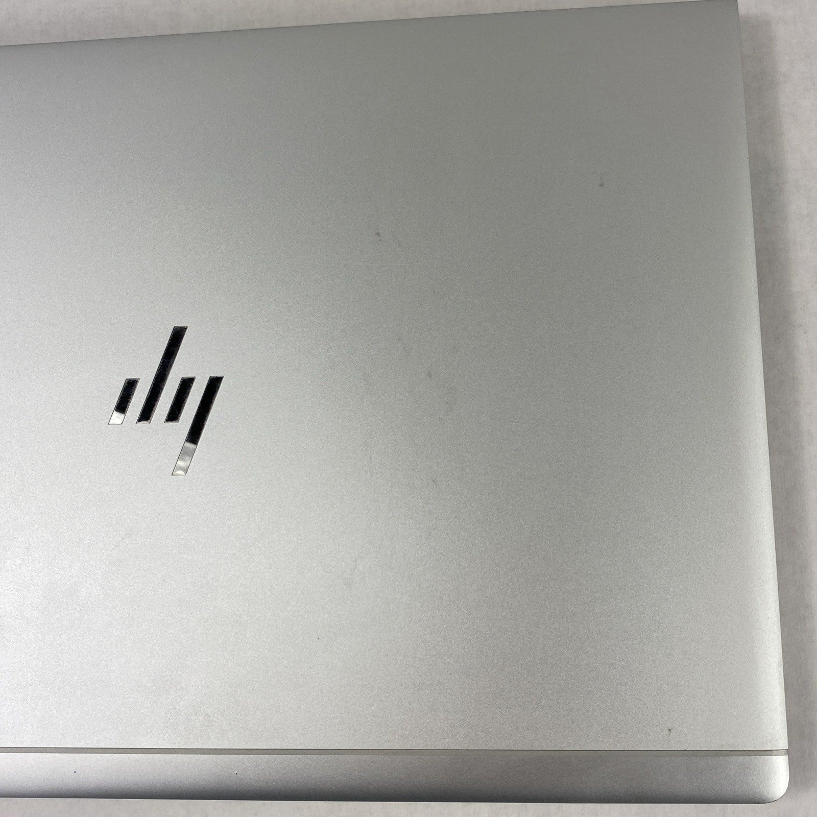 HP EliteBook 850 G6 Intel Core i5-8365U 1.60 GHz 8 GB RAM 15.6" No HDD No OS
