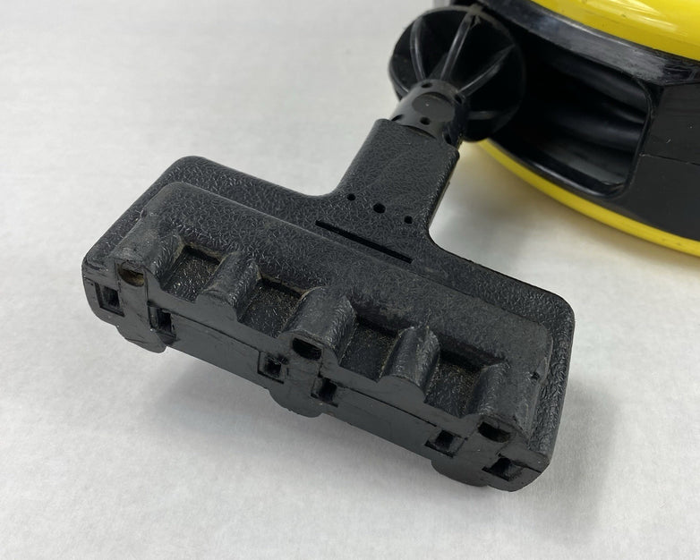 Bayco Model 800 125V AC 10A Retractable Power Cord Reel - Parts or Repair