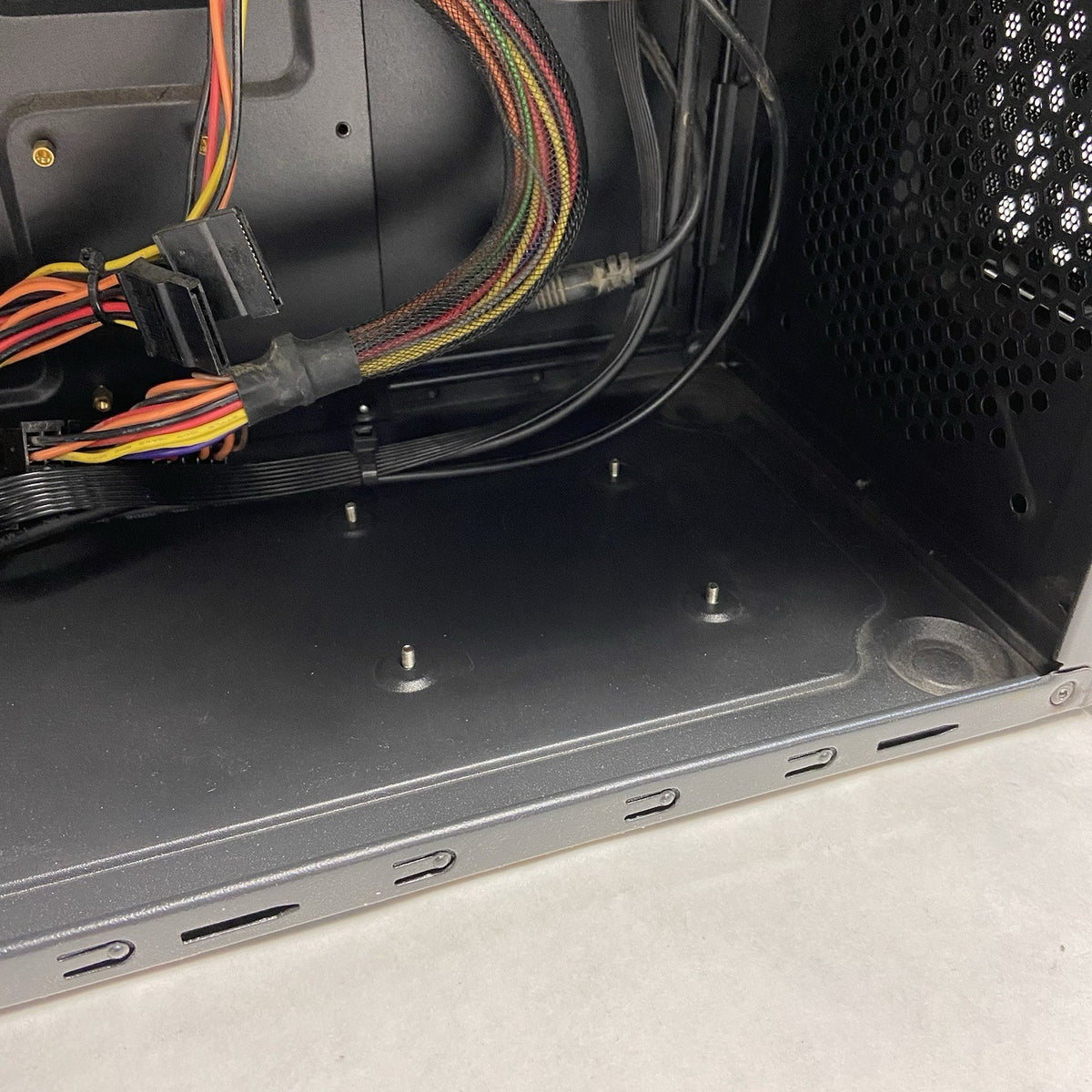 Cougar SPIKE Micro ATX Computer Case Antec VP450 450W Power Supply10