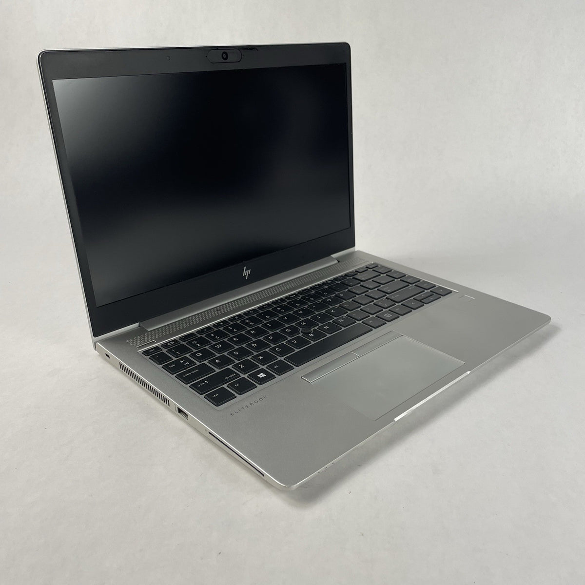 HP mt45 14" Ryzen 3 Pro 3300U 2.10 GHz 4 GB RAM No SSD/OS/AC - Bad DIMM0