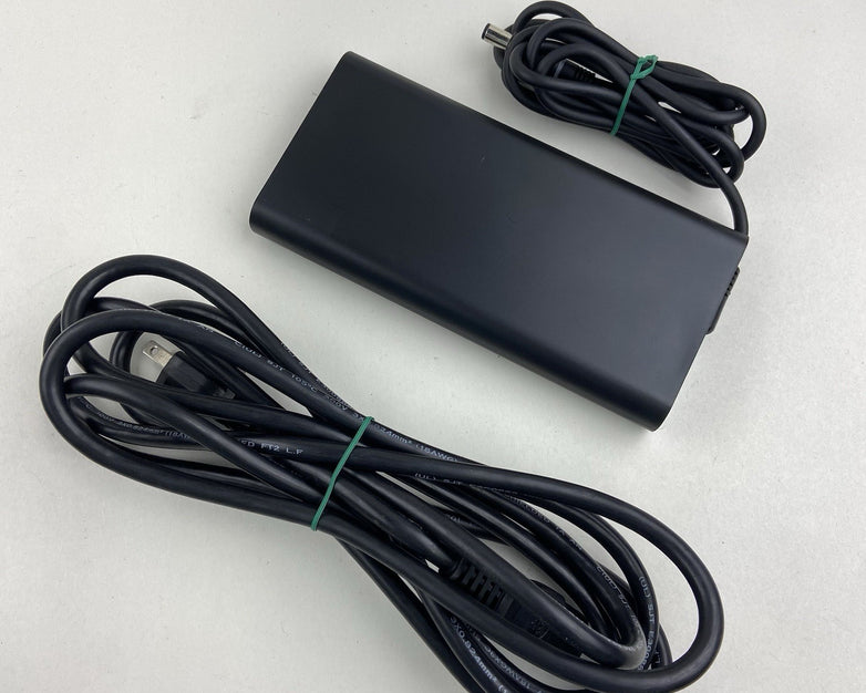 Dell Adapter LA240PM180 19.5v, 12.31A 240.0w