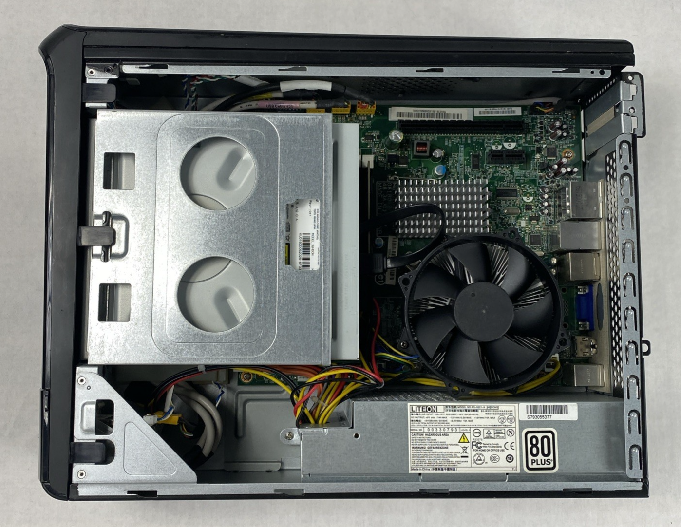 Gateway SX2801 SFF Pentium Dual-Core E5700 3.00GHz 6GB RAM No HDD No OS
