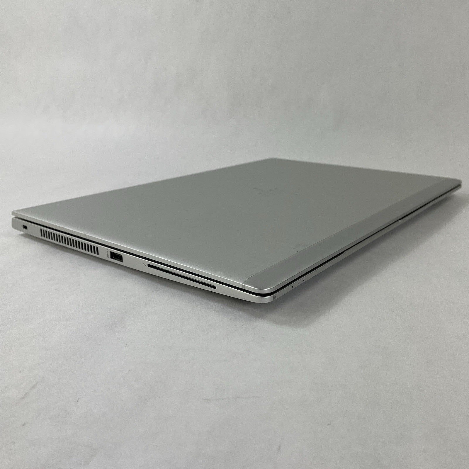 HP EliteBook 850 G6 15.6" i5-8365U 1.60 GHz 8GB RAM No SSD/OS/AC - Curved Bottom11