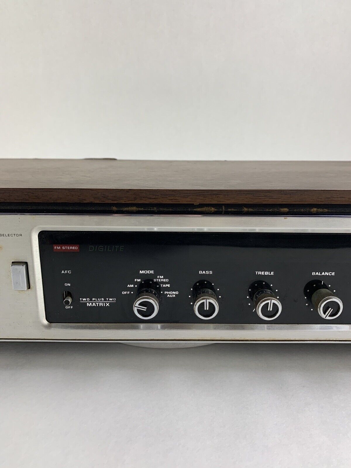 Zenith F680W Stereo 8 Eight Track Player Digilite Receiver For Parts and Repair