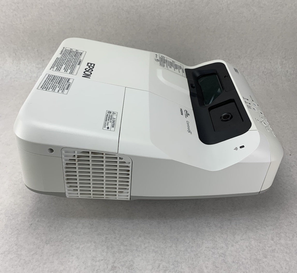 Epson PowerLite 695Wi H740A LCD Lamp Projector 2072 Lamp Hours - No Remote2