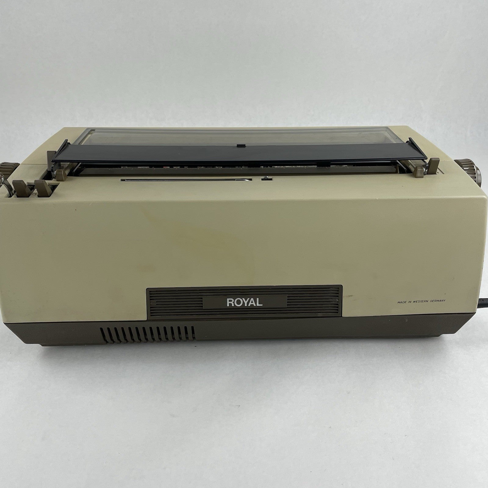 Royal 350A Typewriter 115V No Ribbon Tested