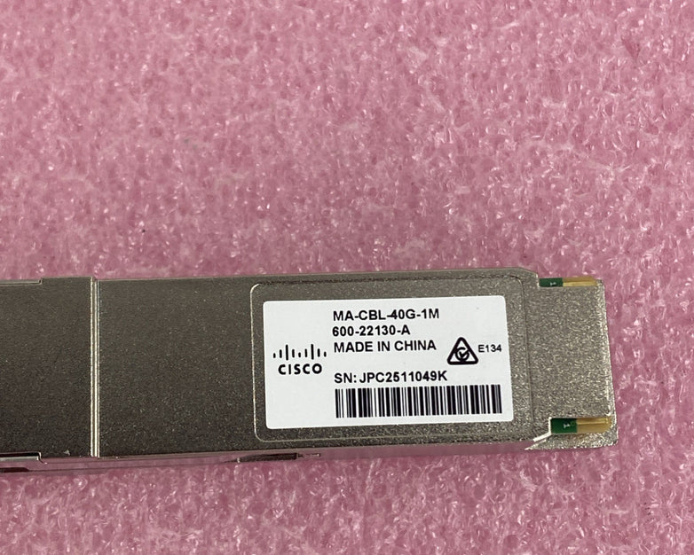 Cisco MA-CBL-40G-1M 600-22130-A Stacking Cable Lot of 3