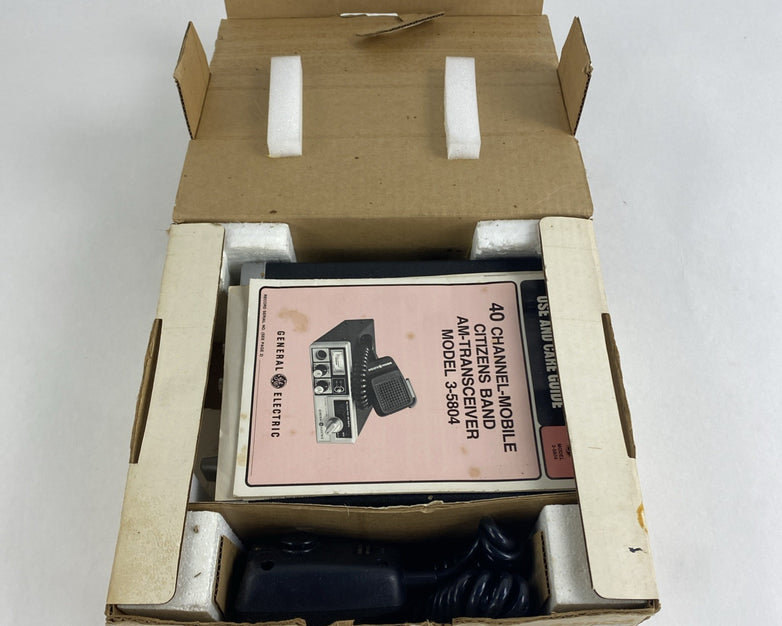 General Electric 3-5804 Mobile CB Transceiver Two Way radio