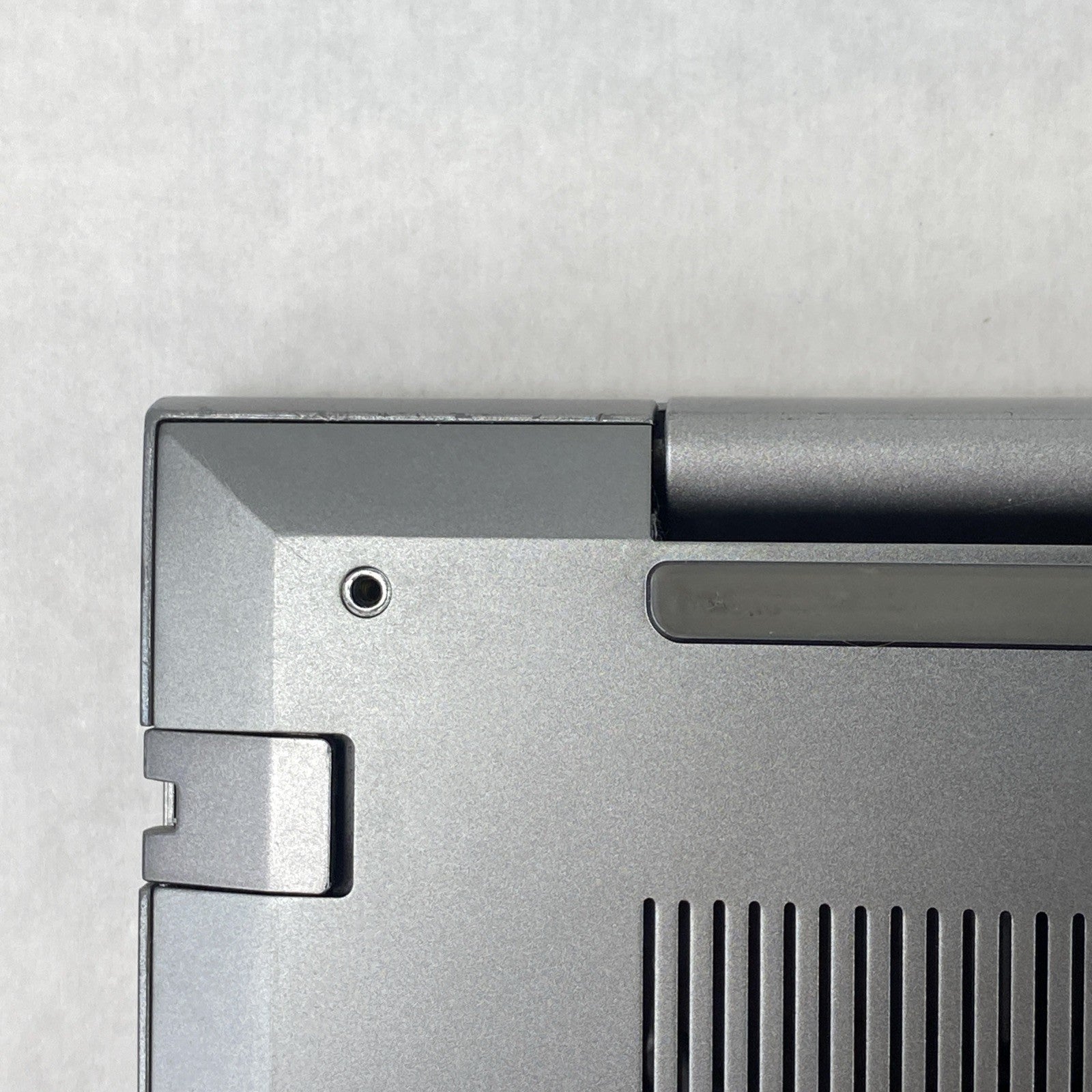 Lenovo ThinkPad 14 G4 IAP 14" Touch i7-1255U 2.6 GHz 16GB RAM No Batt. No HDD/OS