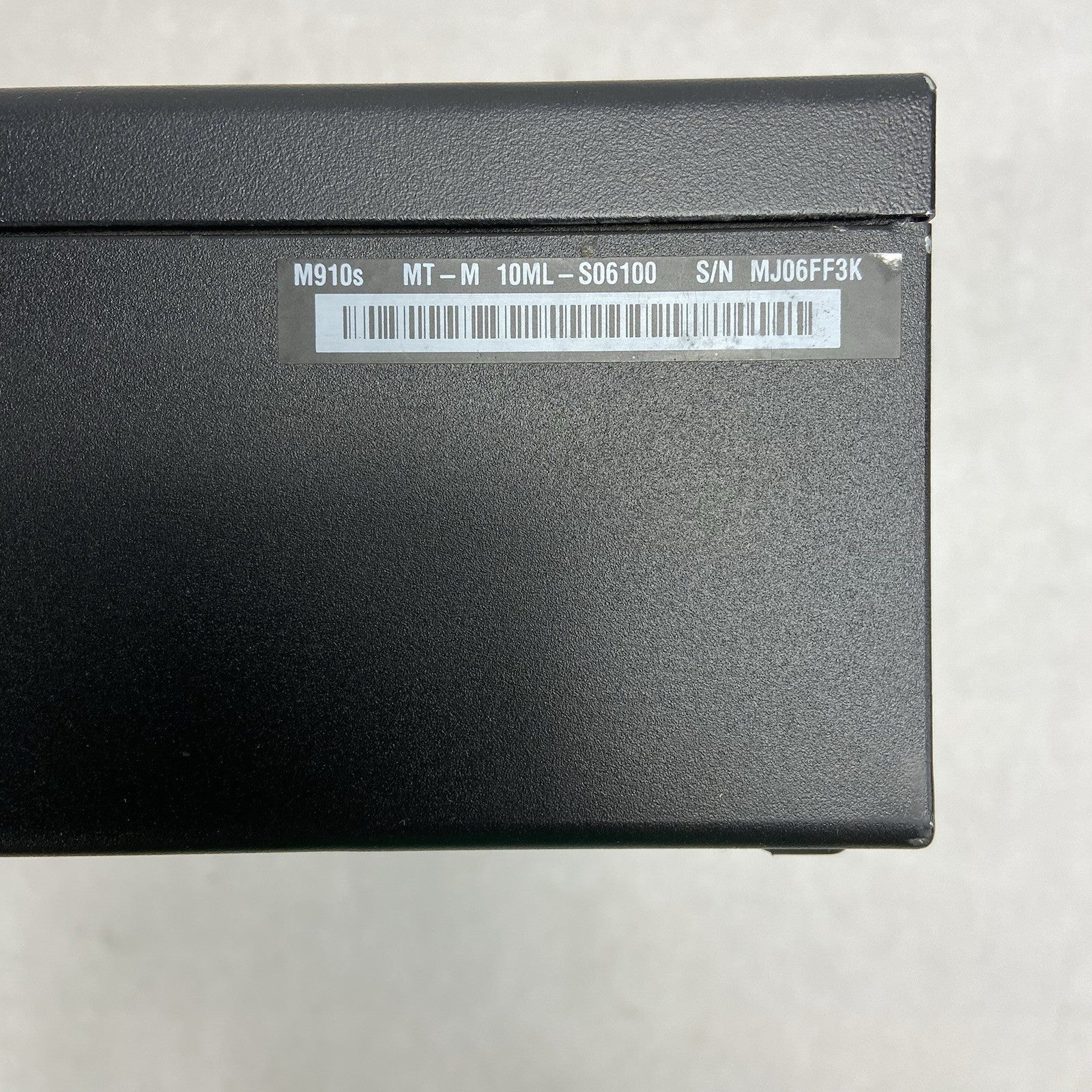 Lenovo ThinkCentre M910s SFF Intel Core i5-7500 3.4GHz 8GB RAM No HDD No OS4