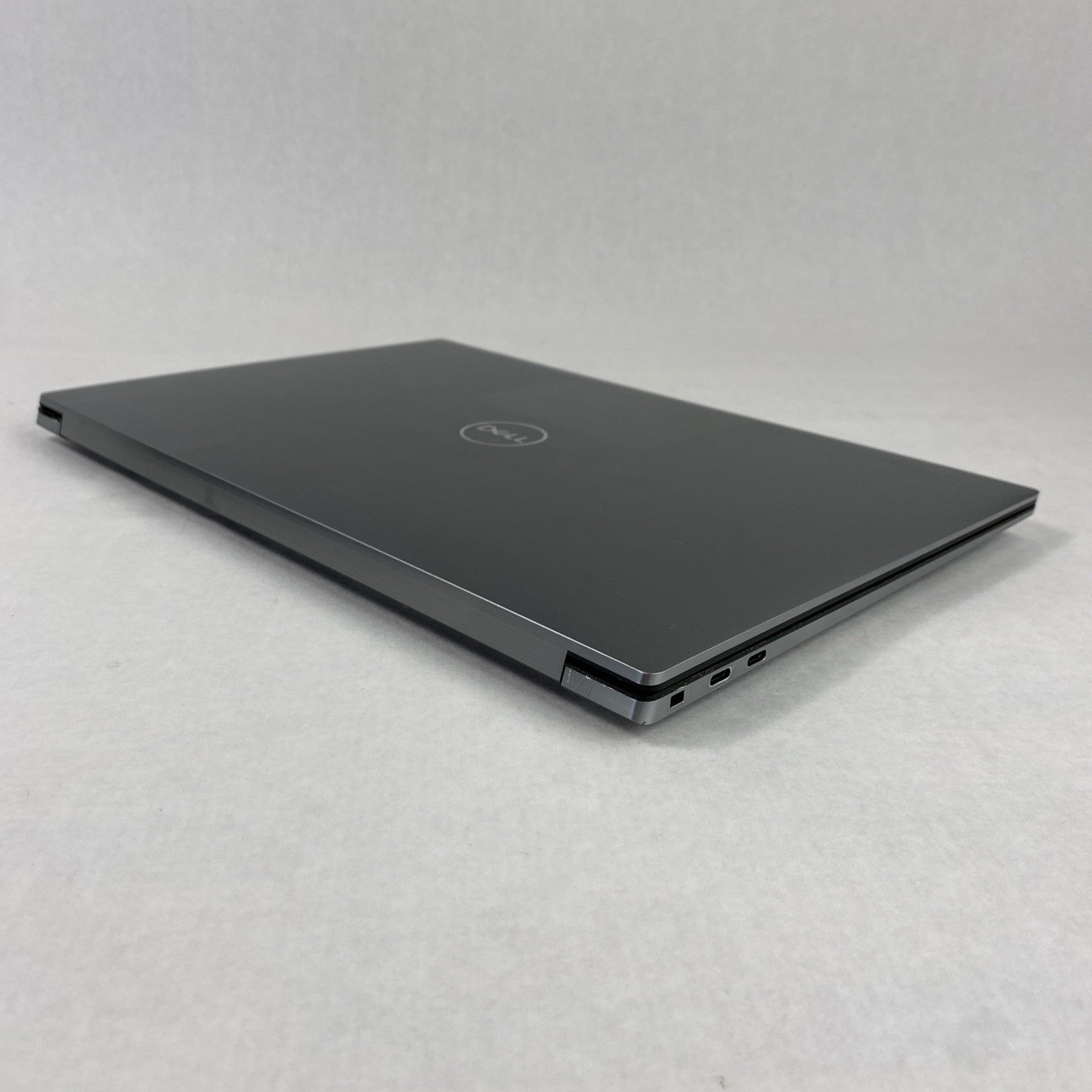 Dell Precision 5550 Xeon W10855M 2.8 GHz 16 GB RAM 15.6" No Battery No HDD No OS